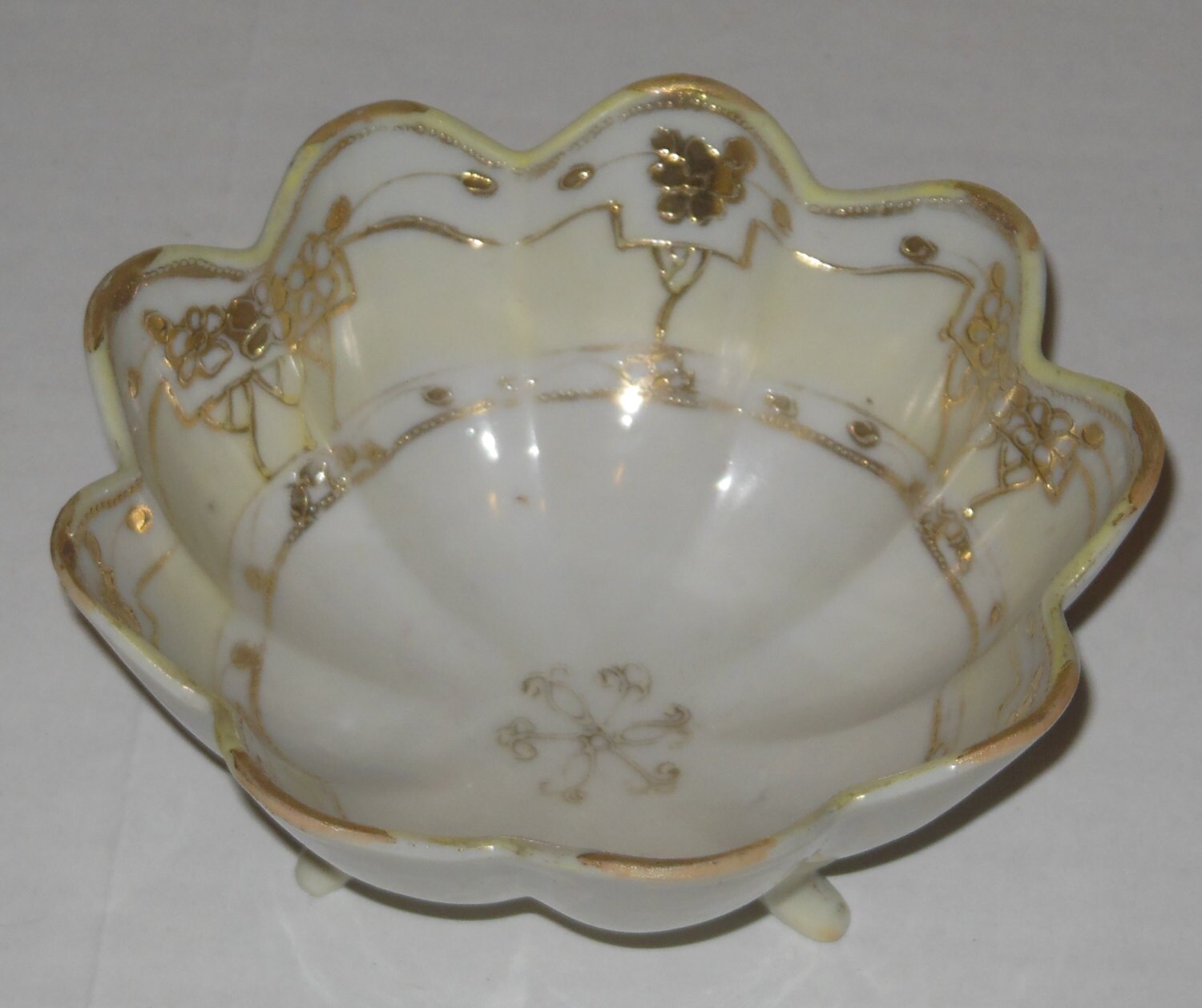 Porcelain Scalloped Footed Candy Dish Bowl Nippon Gold Trim Etsy