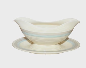 Vintage One-Piece Gravy Boat Attached Underplate Crown Ducan England Off White