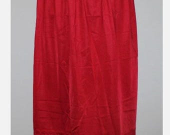 Vanity Fair Vintage Red Nylon Half Slip Wide Lace Trim Hemline L USA Side Slits