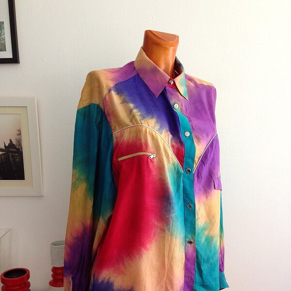 Vintage 80s Long sleeve silk Blouse, rainbow colored cowboy western shirt blouse. Size 44