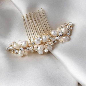 Small Ivory Freshwater Pearl Wedding Hair Comb with Crystals Bridal Accessories Silver Gold Minimalist