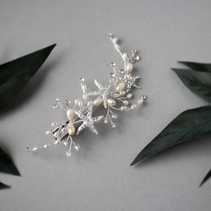 Starfish Wedding Hair Clip: Rhinestone Bridal Accessory with Ivory Pearls