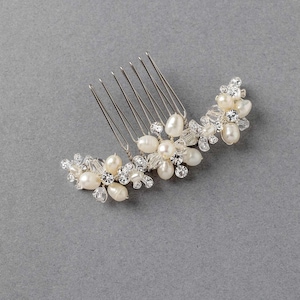 Small Ivory Freshwater Pearl Wedding Hair Comb with Crystals Bridal Accessories Silver Gold Minimalist