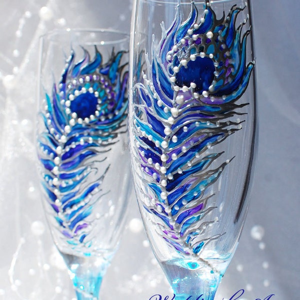 Cobalt Blue Feather Wedding Glasses, Peacock Feathers, Wedding Champagne Flutes, Bride And Groom, Personalized Toasting Flutes, Wedding gift