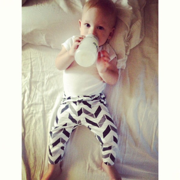 Black & White Chevron Leggings