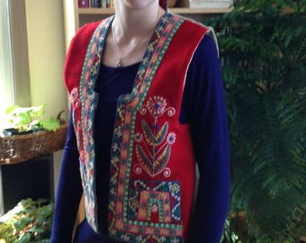 Andean Perú embroidered wool festival vest