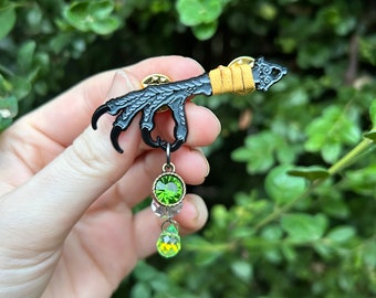 The raven pin