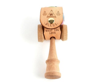 Coldre Kendama de couro / cortado a laser / feito à mão em Portland, Oregon
