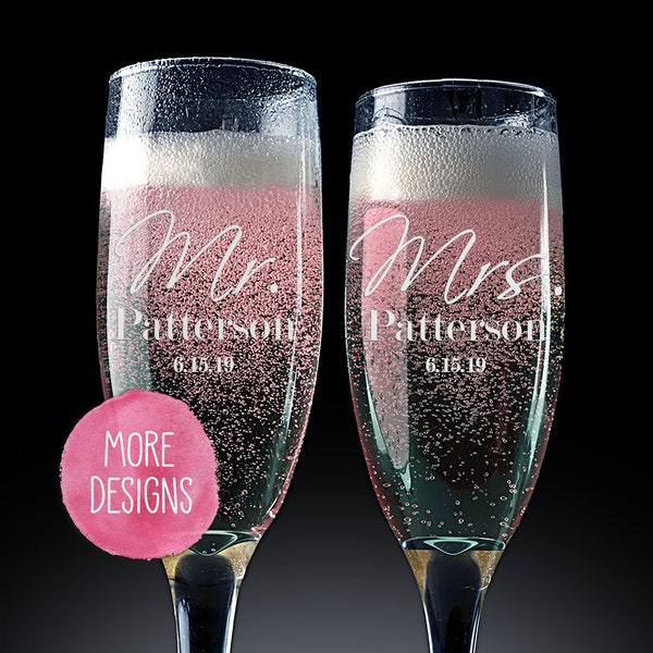 Set of 2, Mr. Mrs. Wedding Champagne Flutes, Personalized Champagne Flute Wedding Favors, Custom Bride and Groom Champagne Glasses, PCG