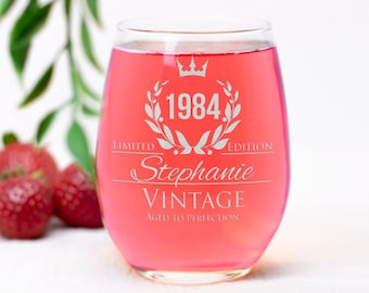 Personalized 1986 Birthday Wine Glass: Engraved 40th Gift