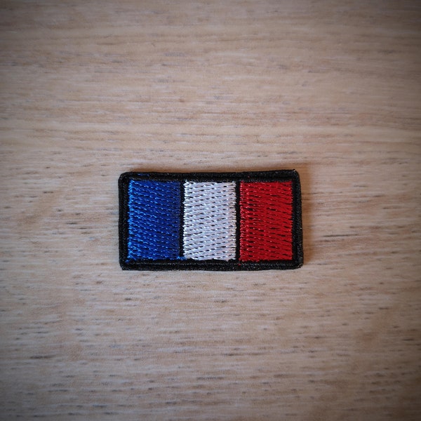 Écusson, patch Brodé à coudre ou à coller Drapeau Français 3 cm de large pour la réparation la collection, le recouvrement ou la décoration