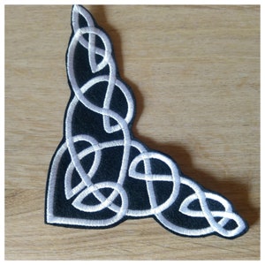 Large Celtic Corner motif applique badge