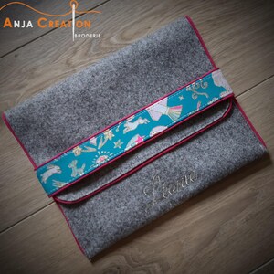 Personaliseerbare Health Book Protector Pouch "Léonie" model voor kinderen, katten, honden, paarden
