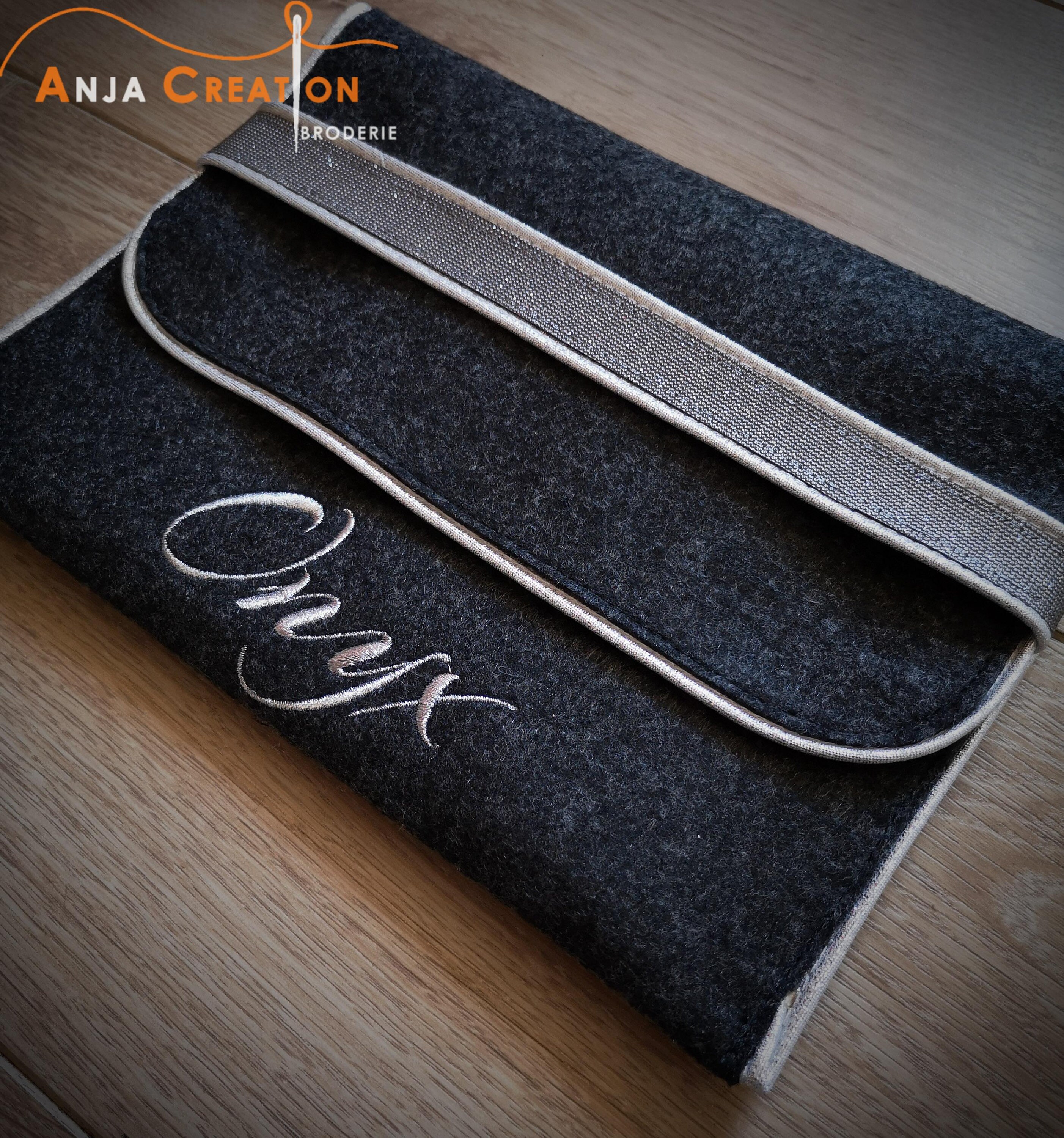 Pochette Protège Carnet de Santé Personnalisable Modèle Onyx