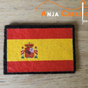 Petit Ecusson patch Drapeau Espagne Espagnol thermocollant Made in France Personnalisation Customisation 3cm image 3