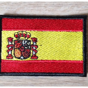 Iron-on patch, patch to sew or stick Spanish Flag / Spain 7.40 cm