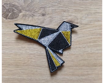 Shield Patch applique bird Origami silver and gold