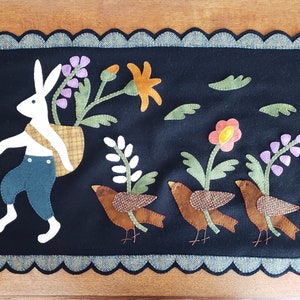 Hand Sewn Wool Applique Mat – March Hare, Birds & Flowers