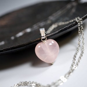 Natural Rose Quartz Heart Necklace sterling silver Chain 2210
