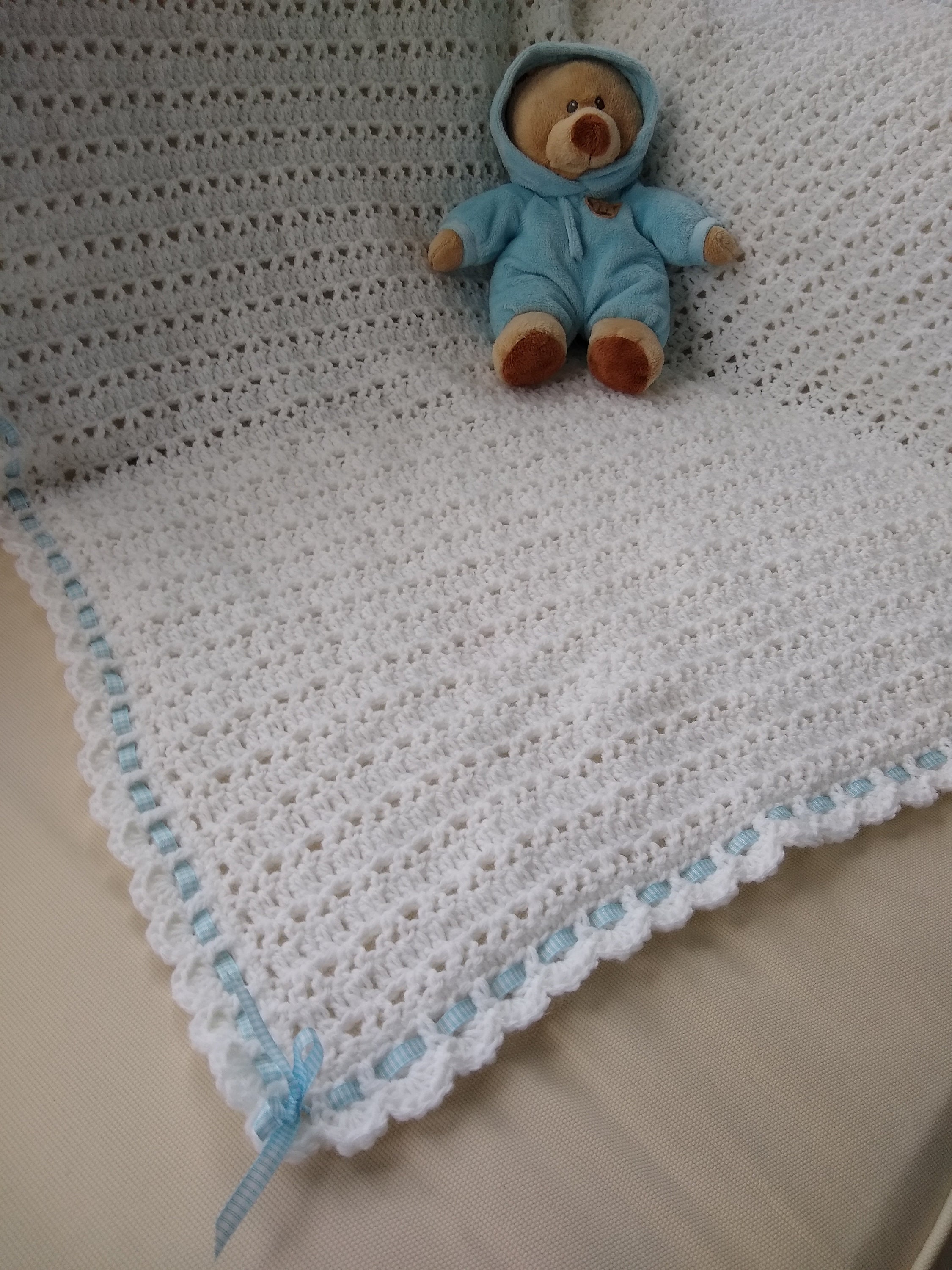 Blanket with ribbon edge new arrivals