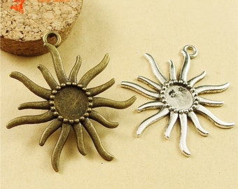 Wholesale 30pcs Antique Silver tone/Antque Bronze Sun Base Setting Pendant Trays,12mm Bezel Cabochon Settings - Pendant Tray Blanks