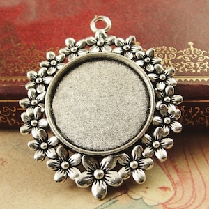 Wholesale 20pcs Antique Silver tone/Antique Bronze Flower Base Setting Pendant Trays  -25mm Bezel Cabochon Settings - Pendant Tray Blanks
