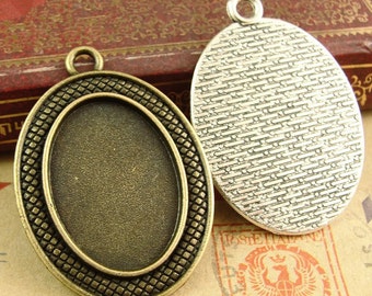 Vente en gros 50pcs Antque Bronze / Antique Silver tone Oval Base Setting Pendentif Plateaux -18mmx25mm Lunette Cabochon Paramètres - Pendentif Plateau Blanks
