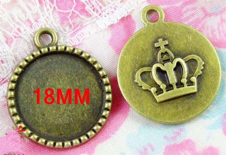 Wholesale 100pcs Antique SilverAntique Bronze Crown Pendant CharmFinding,fit 18mm Cabochon CameoPicture,Base Setting Tray Bezel