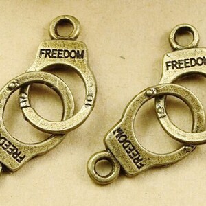 Argento antico tono/antico bronzo libertà Manette braccialetto connettore ciondolo/Finding