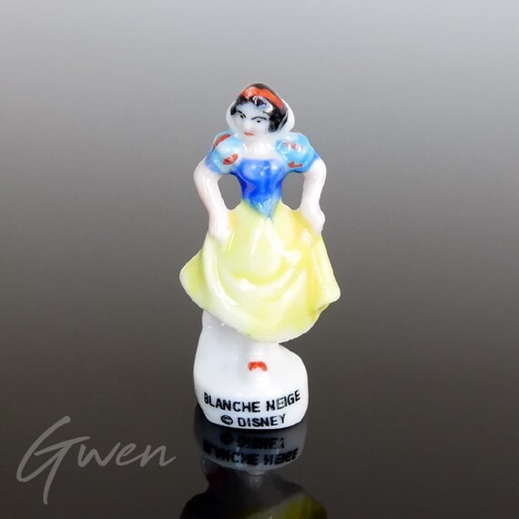SNOW WHITE MUSICIANS Set 10 Mini French Porcelain FEVES Figures Figurines DISNEY