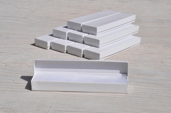 10 White 8x2x1 Gift Jewelry Necklace Bracelet Boxes with Cotton Fill Size 82