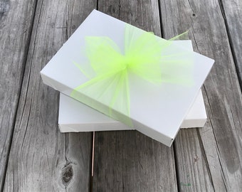 50 Pack 10"x7"x1-1/4" Small White Gift Boxes /Childrens Apparel Boxes/Gift Boxes/Two Piece Gift Box