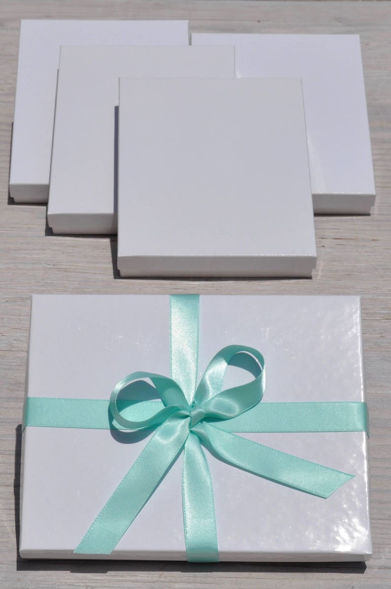 50 White Gloss 7x5x1.25 Gift Jewelry Necklace Boxes with Cotton Fill Invitation / Photography Box A7 image 6