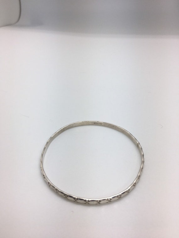 Embossed sterling bangle bracelet - image 6