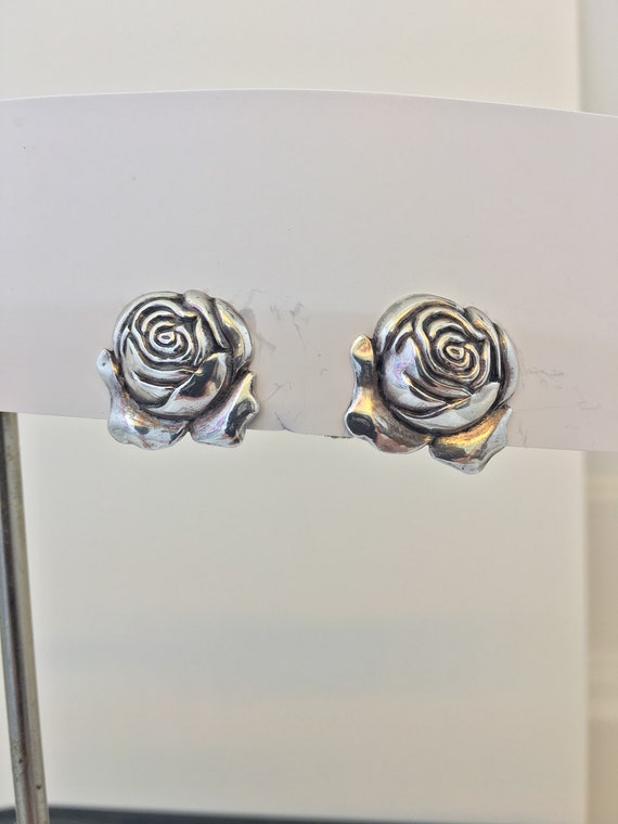 Sterling silver rose screwback earrings