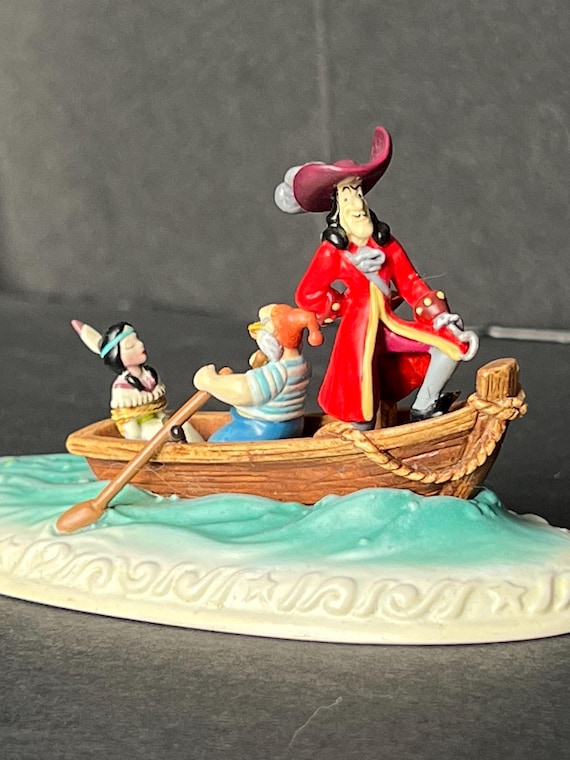 Disney Showcase Collection Olszewski Kidnapped Princess Tiger Lily