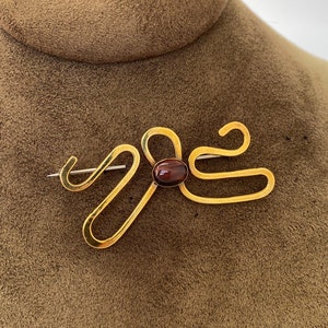 Handwrought Brass and Golden Brown Tiger’s Eye gemstone Brooch pin