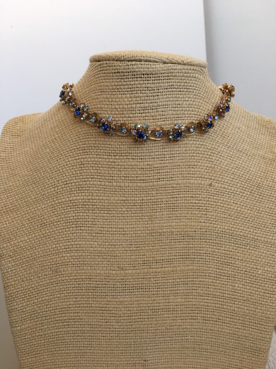 Blue flowers rhinestone necklace - image 7