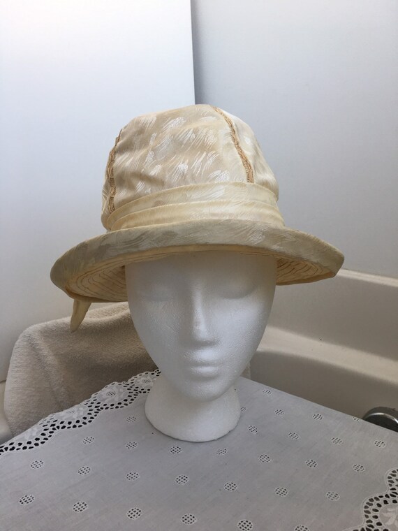 Cream brocade cloche hat vintage 1930 - image 6