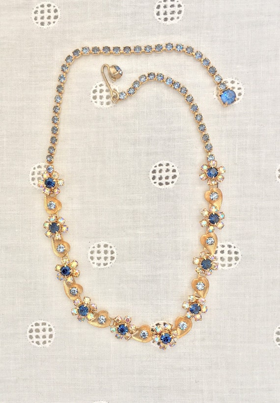 Blue flowers rhinestone necklace - image 8