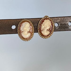 Cameo di Bambino カメオ Shell Cameo Earrings Children Italian Cameos Jewelry Donadio