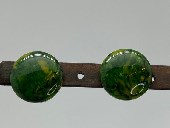 Creamed Spinach Bakelite Pierced Button Earrings - image 2