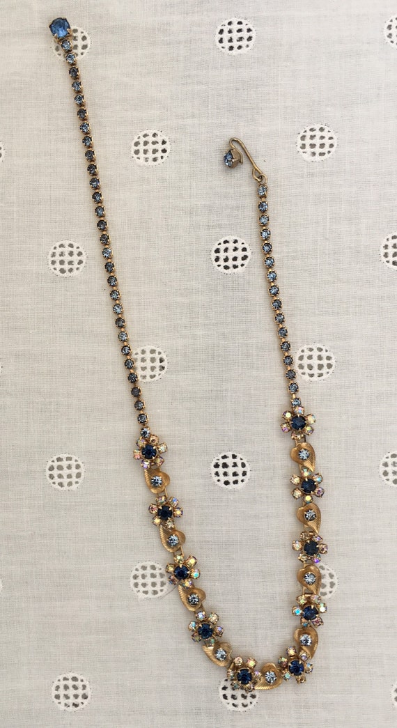 Blue flowers rhinestone necklace - image 6