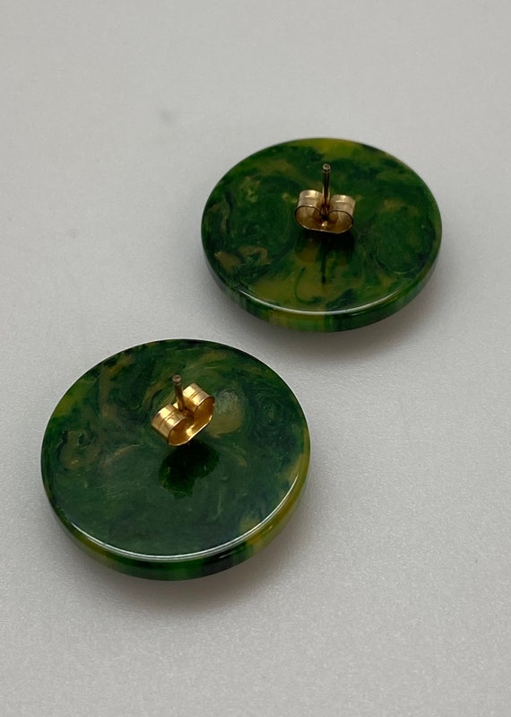 Creamed Spinach Bakelite Pierced Button Earrings - image 6