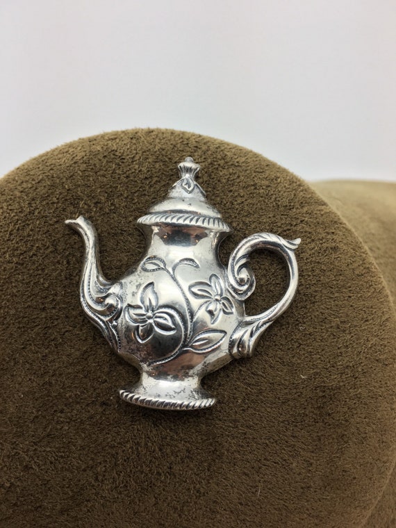 Sterling silver Beau Sterling teapot pin