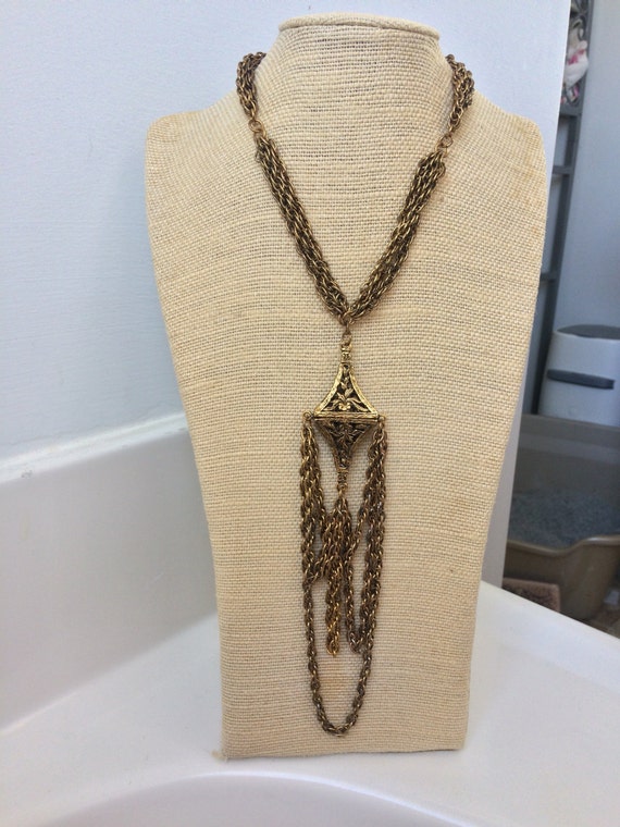 1960 Byzantine revival chain necklace Gem