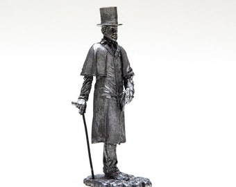 tin 54mm Sherlock Holmes. Sherlock Holmes stories. Sir Arthur Conan Doyle 1:32 Scale Metal Figurine