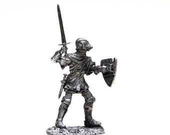 tin 54mm French Knight with Sword 14th century Metal Castings Miniature