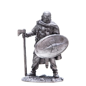 Tin 54mm Celts. Briton Warrior 1st century AD 1:32 Scale Figurine