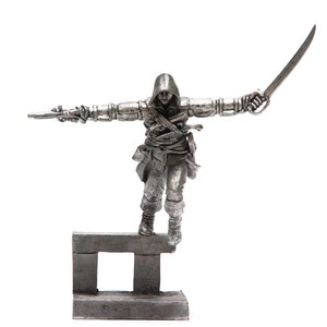 tin 54mm Order of Assassins 1:32 Scale Figure